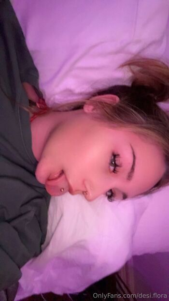 Des / desi.flora / desi.f1ora / f1or.a nude photo #36