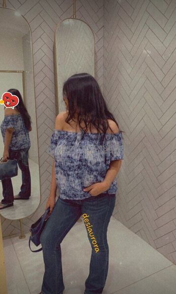 Desi Aurora / desiaurora nude photo #8