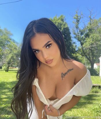 desire / desmariie nude photo #22