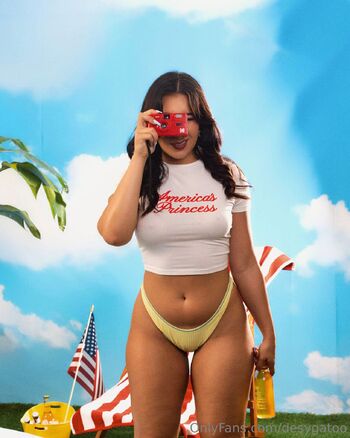 Desy Gat / desygatoo nude photo #2