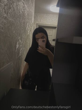 Deutsche best Onlyfans Girl / deutschebestonlyfansgirl nude photo #3