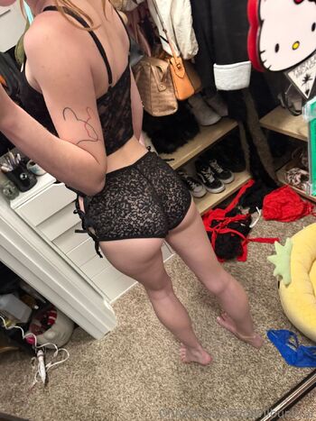 Bell / devilbunbrat nude photo #8