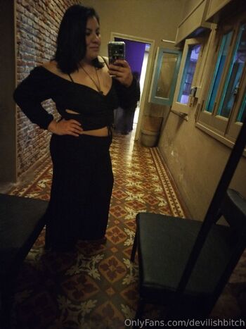 Luu / devilishbitch / laddydevil1 nude photo #1