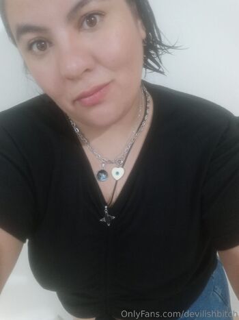 Luu / devilishbitch / laddydevil1 nude photo #4