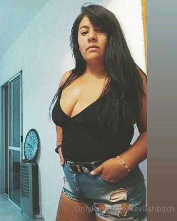 Luu / devilishbitch / laddydevil1 nude photo #39