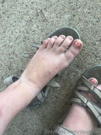 Dev / devzfree nude photo #2