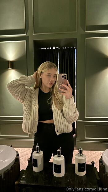 DIANA / di.luna nude photo #28