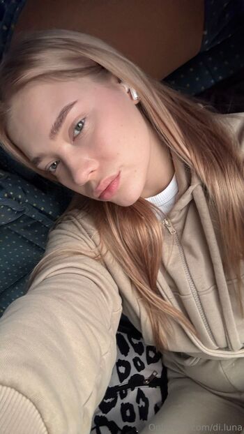 DIANA / di.luna nude photo #36