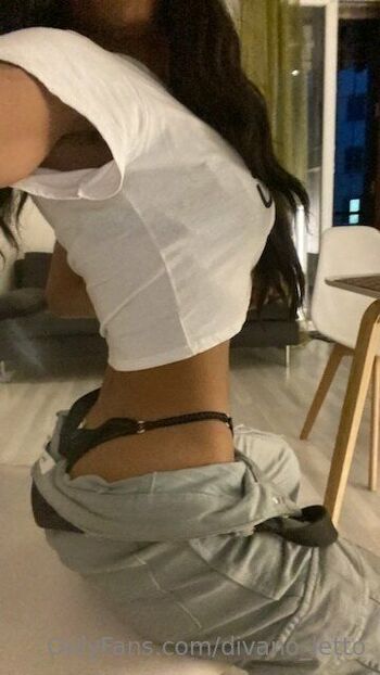 Iv / di_ivi nude photo #8