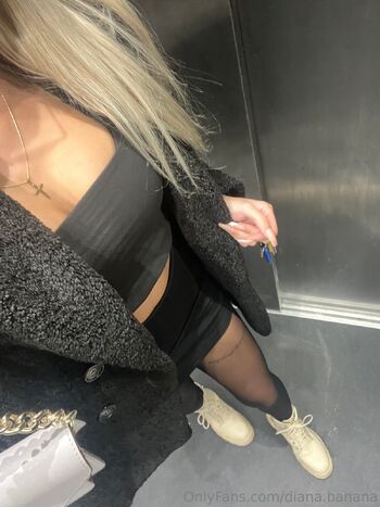 DianaBanana / diana.banana nude photo #3
