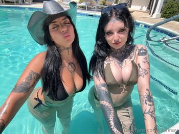 Dianna / diannav nude photo #14