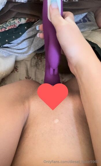 Shylynn Flin / diesel_babe5967 nude photo #25