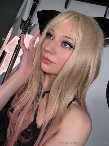 𝔇𝔦𝔤𝔦𝔱𝔞𝔩 𝔄𝔫𝔤𝔢 / digitaljinxi nude photo #21