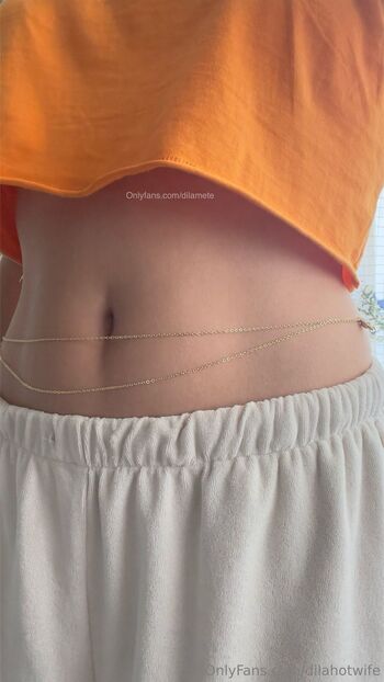 Dila Hanim Hotwife FRE / dilahotwife nude photo #17