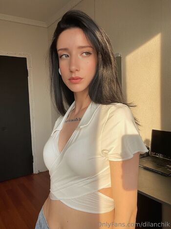Dilan / dilanchik / didimisss nude photo #1