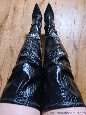 Dominatrix Dinah - Dominant Hot Wif / dinahmistress nude photo #7