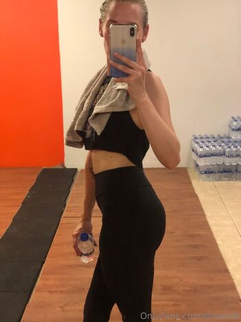 Dinka / dinawzb nude photo #21