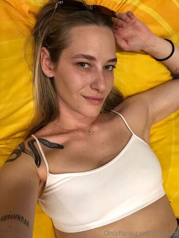 Dinka / dinawzb nude photo #23