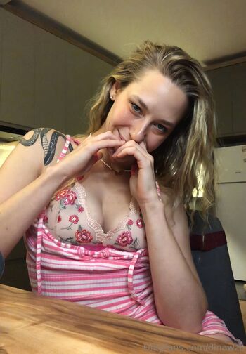 Dinka / dinawzb nude photo #27