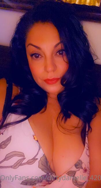 DirtyDanielle42 / dirtydanielle_420 nude photo #11