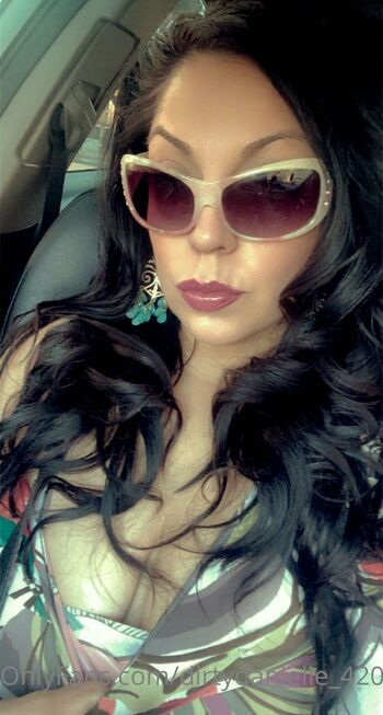 DirtyDanielle42 / dirtydanielle_420 nude photo #16