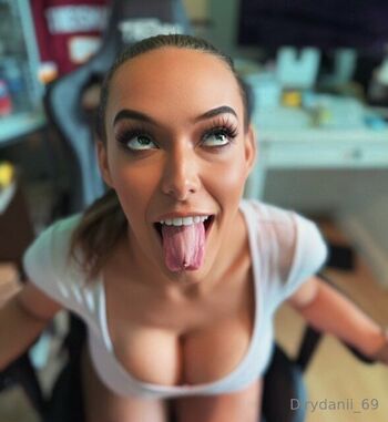 Dirty dani / dirtydanii_69 nude photo #2