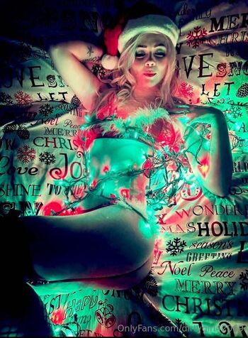 Brandi-Lyn / dirtygirl42069 nude photo #1