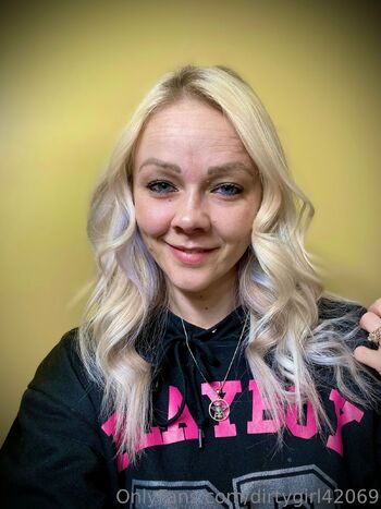 Brandi-Lyn / dirtygirl42069 nude photo #18