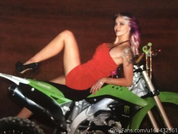 Brandi-Lyn / dirtygirl42069 nude photo #32