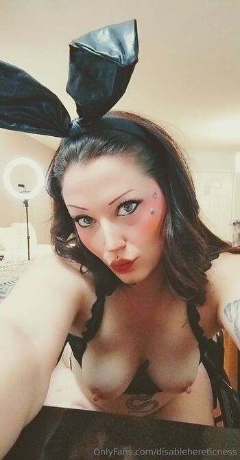 Chirle / disablehereticness nude photo #8