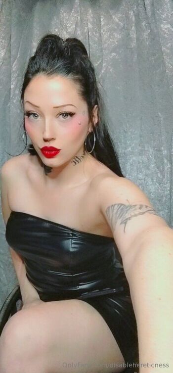 Chirle / disablehereticness nude photo #18