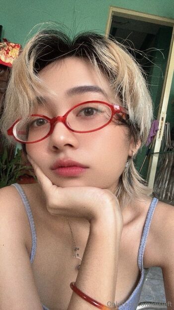 Mercury Nguye / disleft nude photo #22