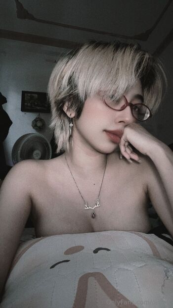 Mercury Nguye / disleft nude photo #30