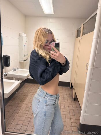 Diva Dol / divadoll1 nude photo #37