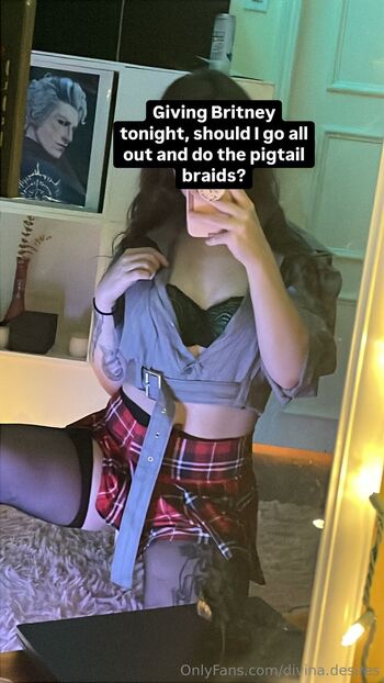 Divin / divina.desires nude photo #30