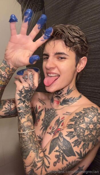 ɢʀᴇᴇᴋ ᴛᴏᴍʙᴏʏ / divinegrecian nude photo #11