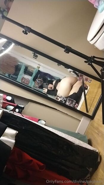 Divin / divinejester / divinezpaghetti nude photo #14