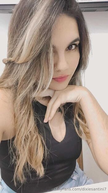 𝐊𝐢𝐧𝐤𝐲 𝘿𝙄𝙓𝙄𝙀 / dixiesantini7 nude photo #7