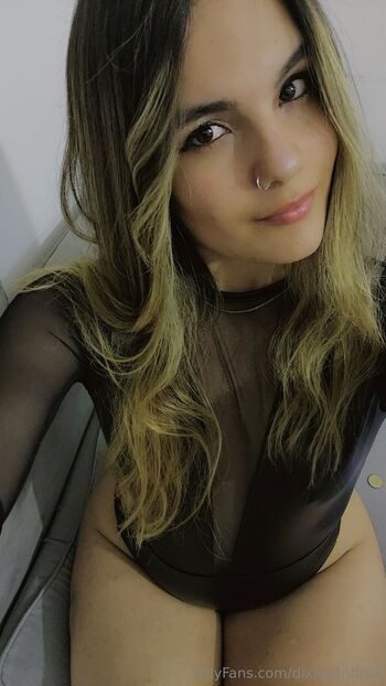 𝐊𝐢𝐧𝐤𝐲 𝘿𝙄𝙓𝙄𝙀 / dixiesantini7 nude photo #13