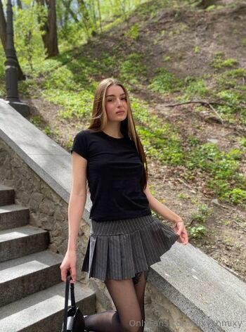 Dixy Shmixy / dixyshmixy nude photo #28