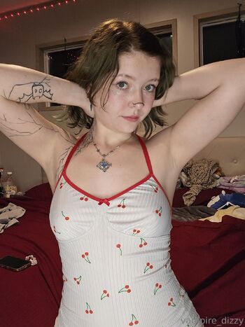 Dizz / diz_diz nude photo #24