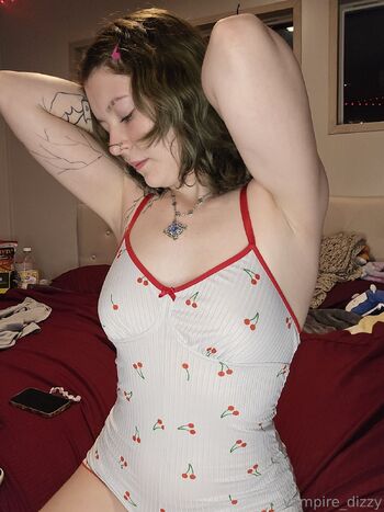 Dizz / diz_diz nude photo #27