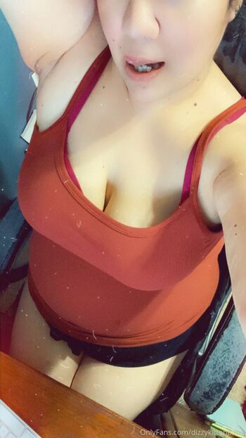 Dizzy Kitte / dizzykittenpaws nude photo #13