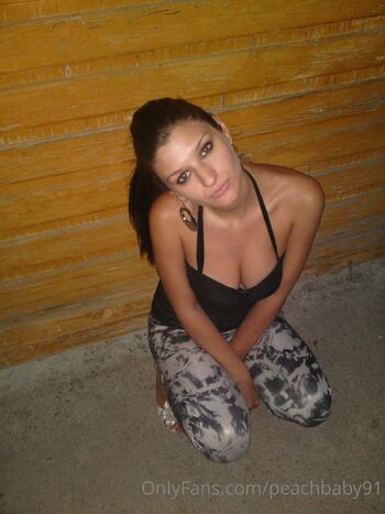 DZHULI / djuly91 nude photo #2