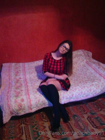 DZHULI / djuly91 nude photo #8