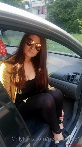 DZHULI / djuly91 nude photo #12