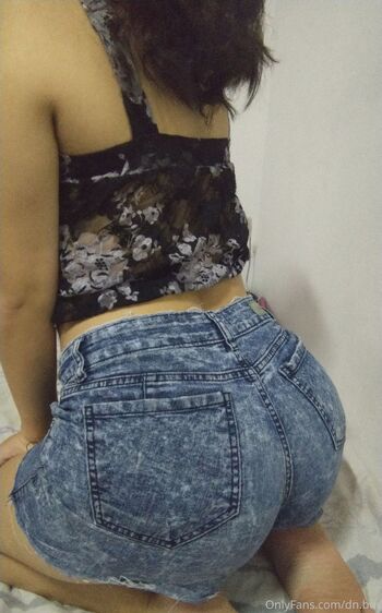 Bu / dn.bur nude photo #19