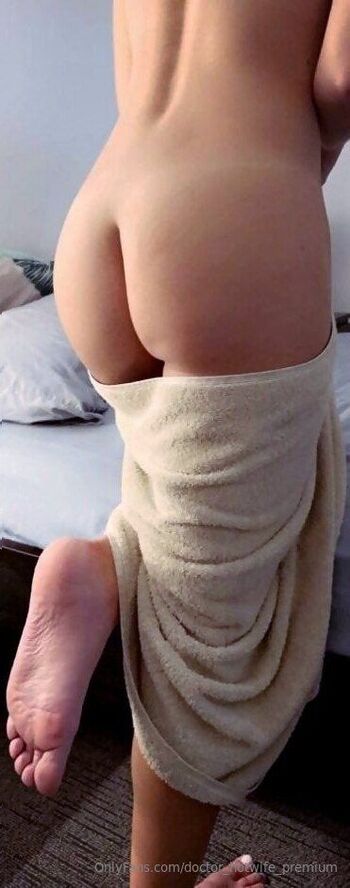 The Doctor Hotwife Premiu / doctor_hotwife_premium nude photo #31