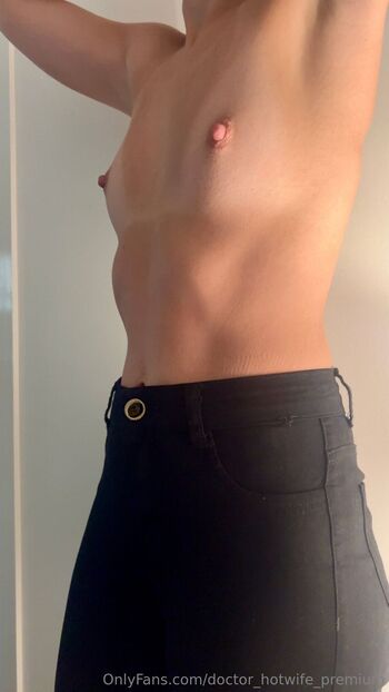 The Doctor Hotwife Premiu / doctor_hotwife_premium nude photo #42