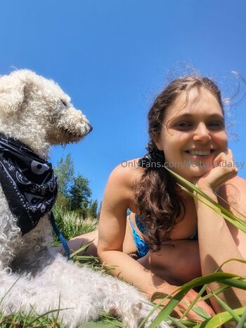 DoItWithDais / doitwithdaisy nude photo #3